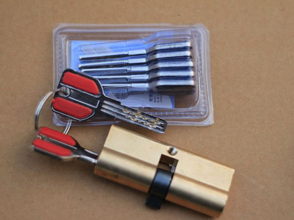 赤水24小时上门开锁公司